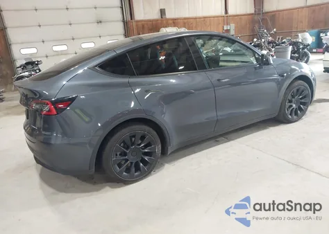 2021 Tesla Model Y z USA, uszkodzony, nr VIN 5YJYGDEE5MF111497